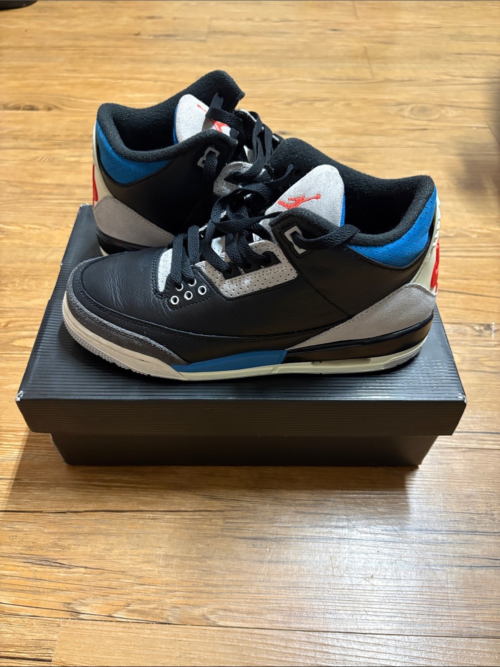 Jordan 3 rare air sz 7y *100% authentic*
